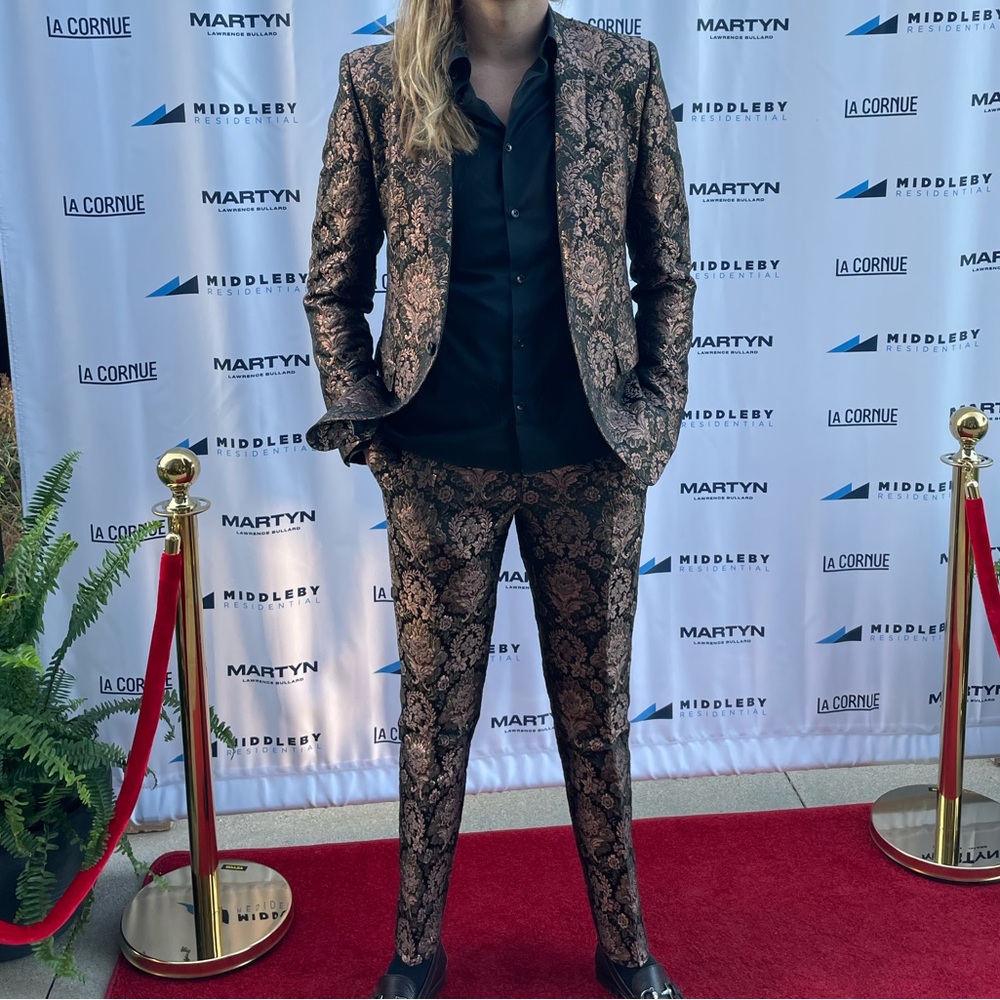Dolce&Gabbana mens martini suit 100% authentic and RARE